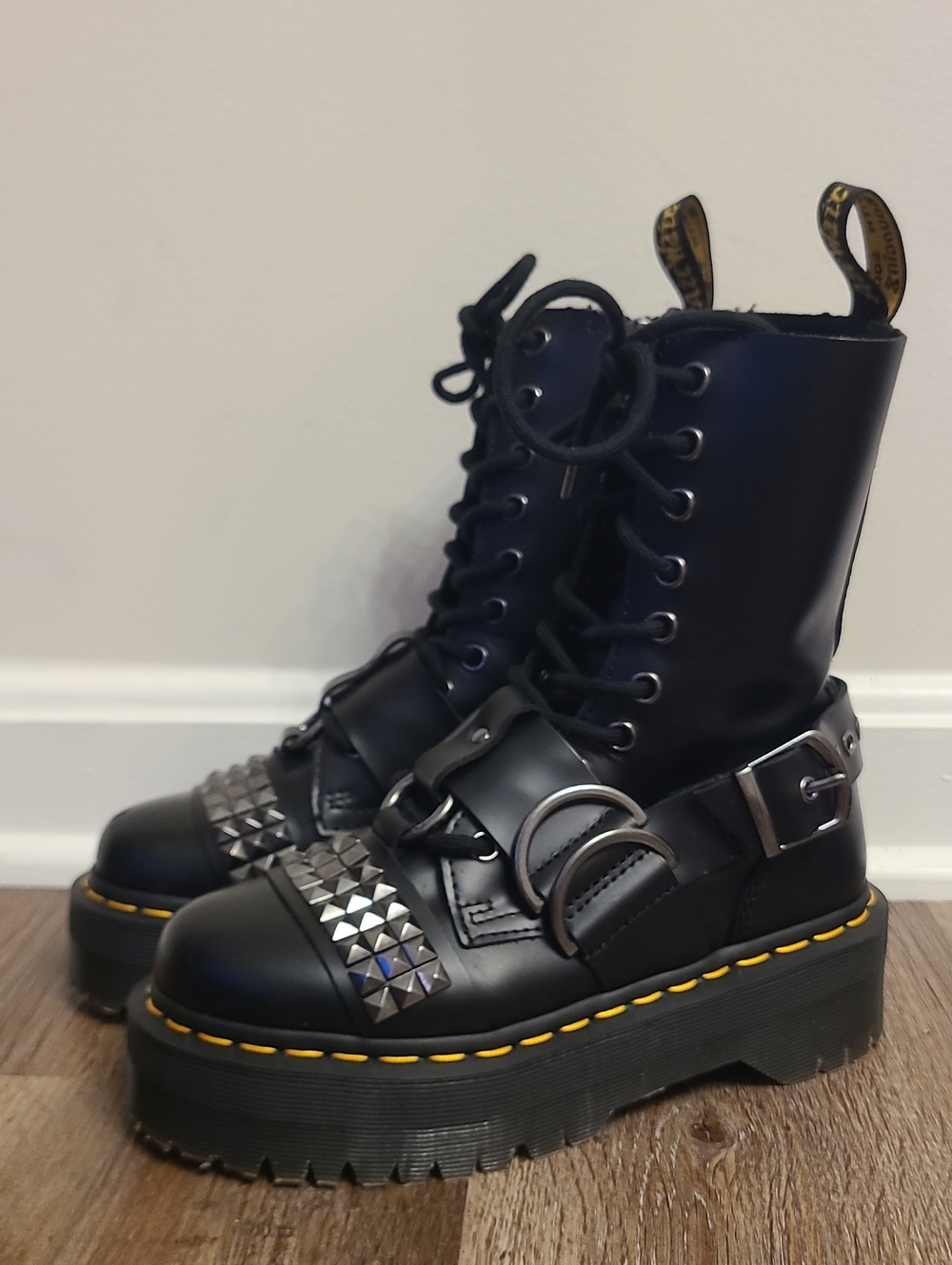 Dr Martens Jadon Hi Stud